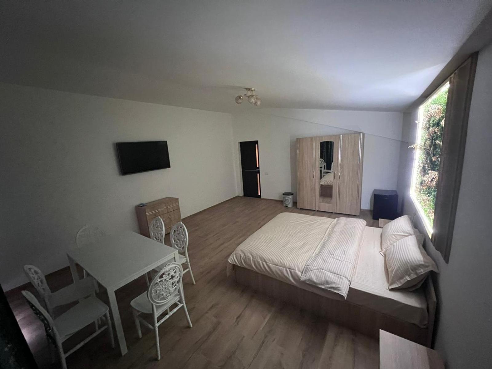 Casa Privata Airport Bucharest Therme Bucharest 발로테슈티 외부 사진